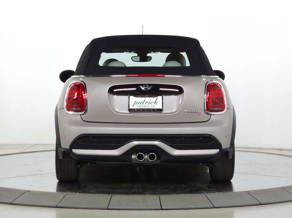Used 2023 MINI Cooper S w/ Signature Upholstery Package image 5