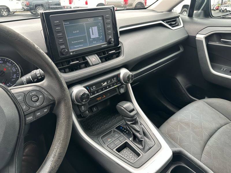 Used 2020 Toyota RAV4 XLE w/ Convenience Package image 24
