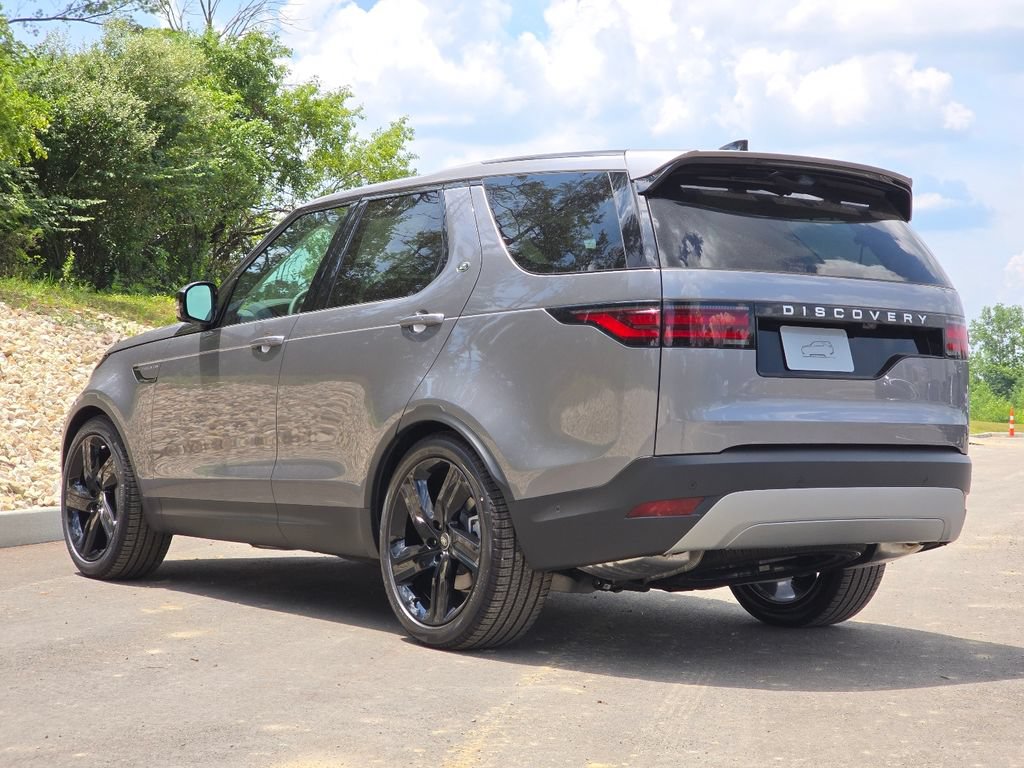 New 2026 Land Rover Discovery S AWD/4WD image 4