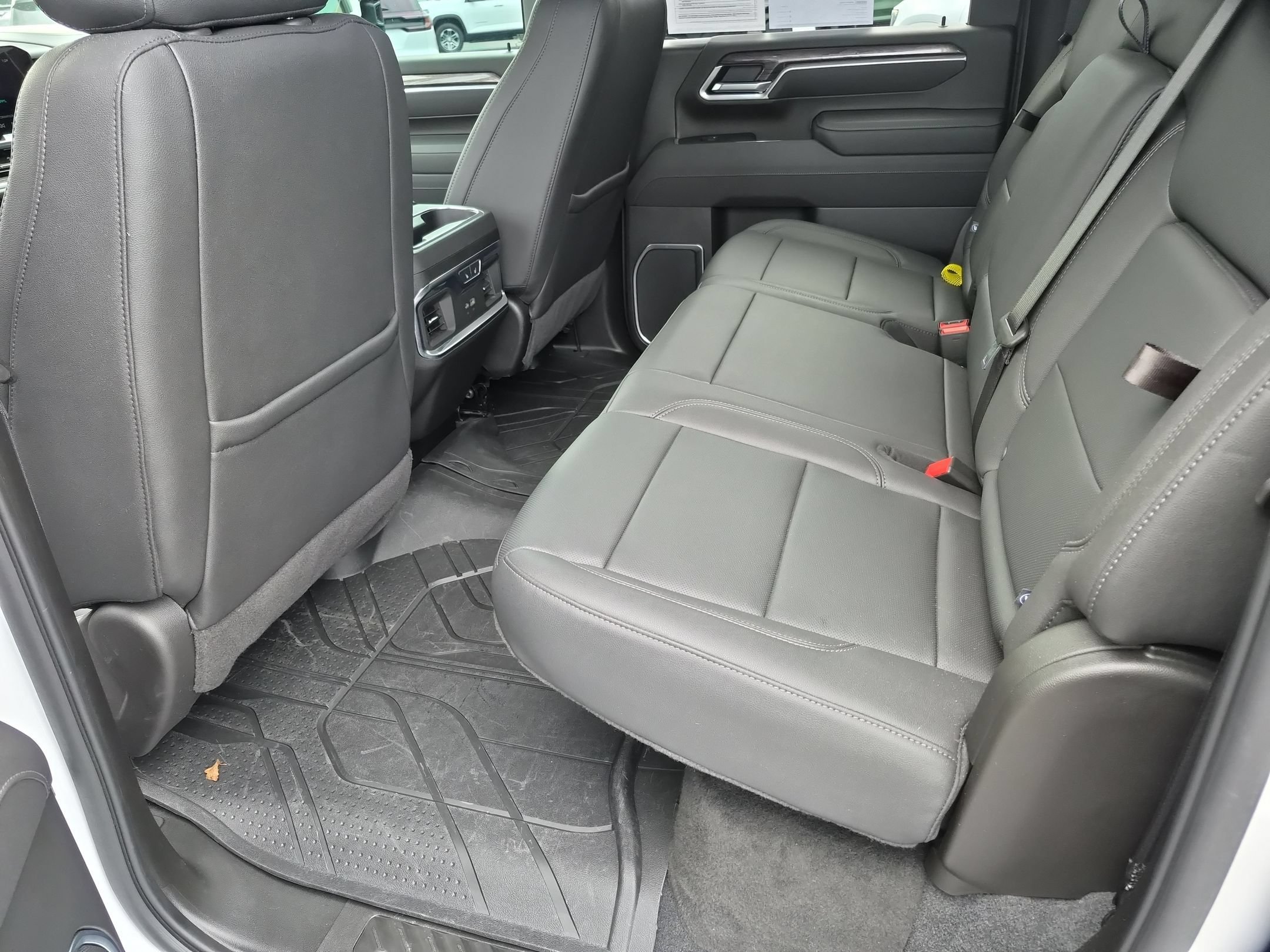 Certified 2025 Chevrolet Silverado 2500 LTZ w/ LTZ Premium Package AWD/4WD image 26