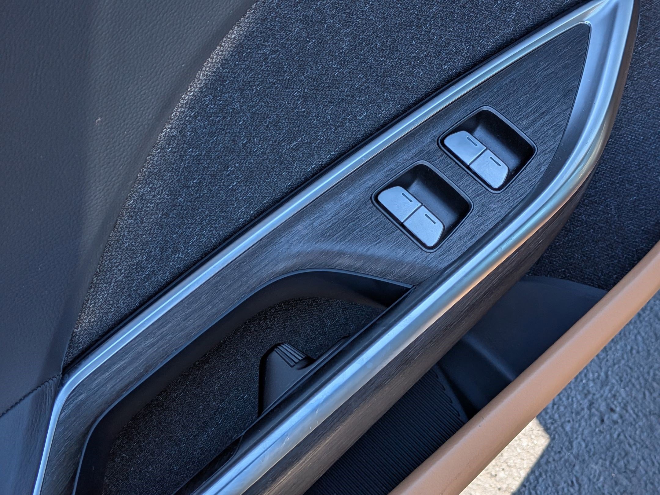 Used 2025 Lucid Air Touring image 14