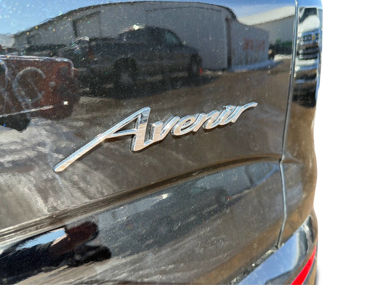 Used 2022 Buick Enclave Avenir AWD/4WD image 23