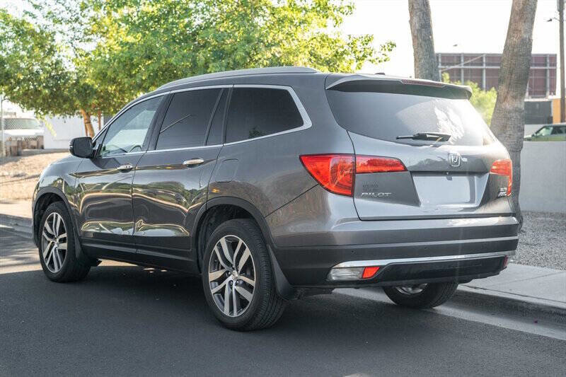 Used 2016 Honda Pilot Elite image 3