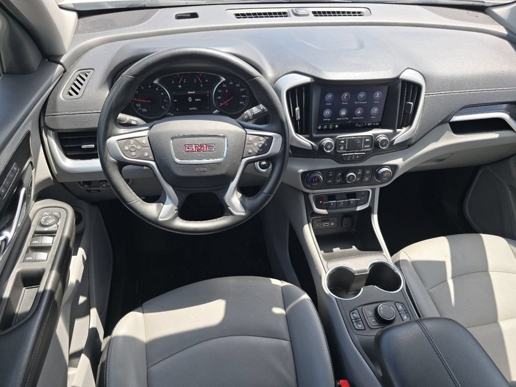 Used 2024 GMC Terrain SLT FWD image 25