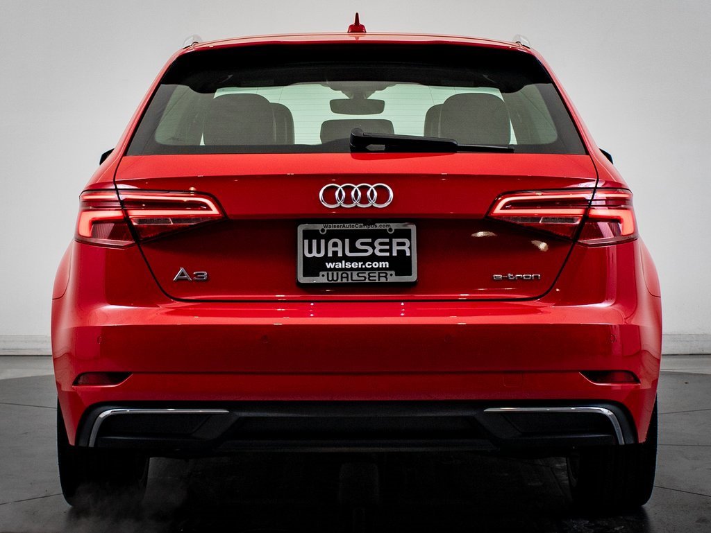 Used 2017 Audi A3 e-tron Prestige w/ Prestige Package image 10