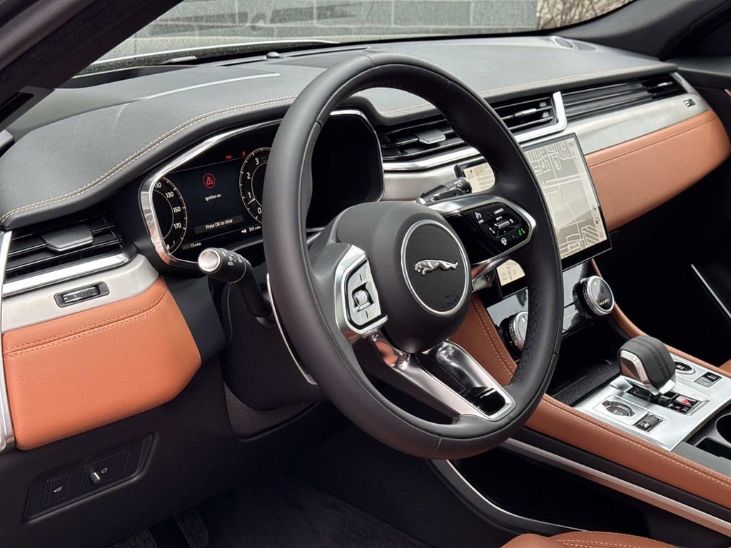 New 2026 Jaguar F-PACE R-Dynamic S AWD/4WD image 21