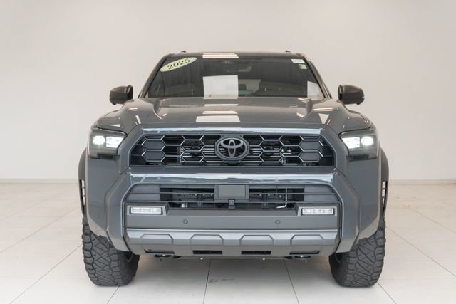 Used 2025 Toyota 4Runner TRD Off-Road Premium AWD/4WD image 5