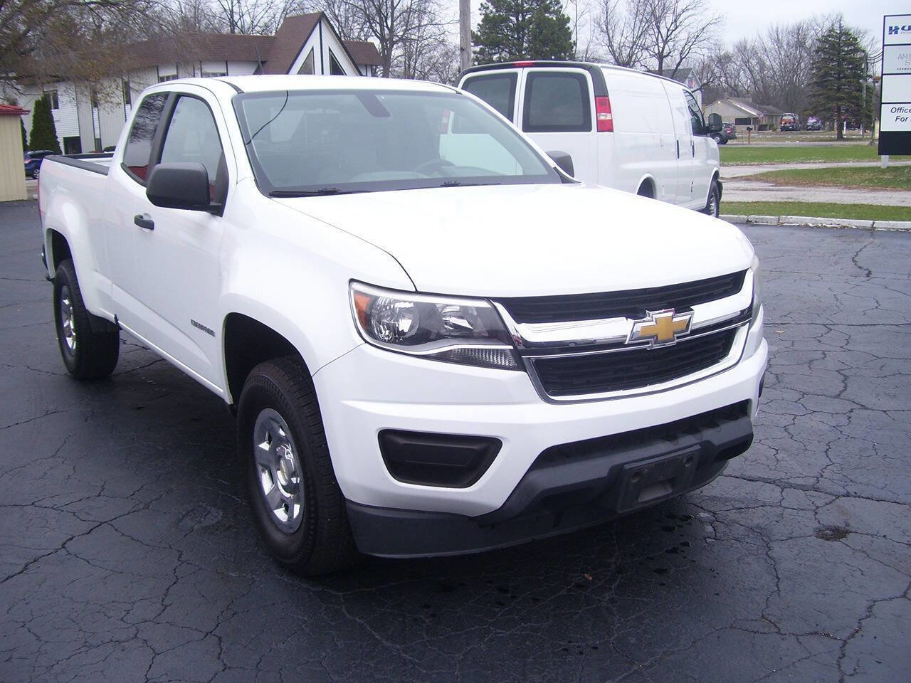 Used 2015 Chevrolet Colorado W/T w/ WT Convenience Package image 4
