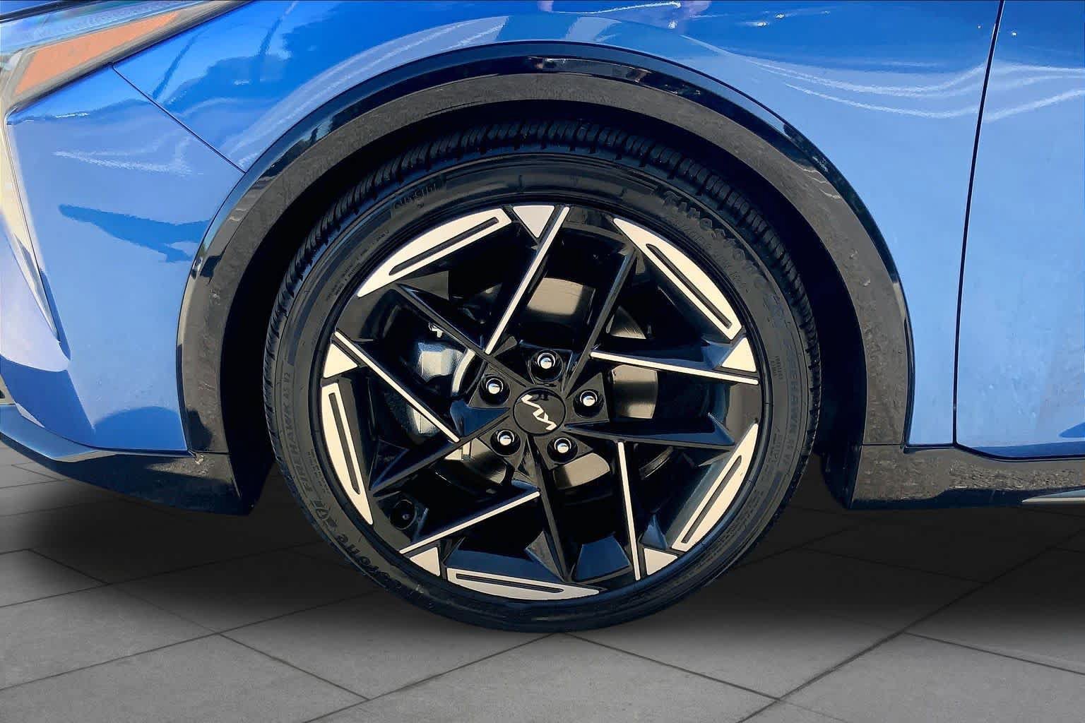 Certified 2025 Kia K4 GT-Line Turbo w/ GT-Line Premium Package FWD image 10