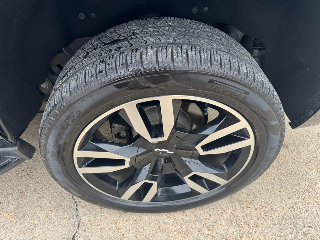 Used 2018 Chevrolet Tahoe Premier AWD/4WD image 10
