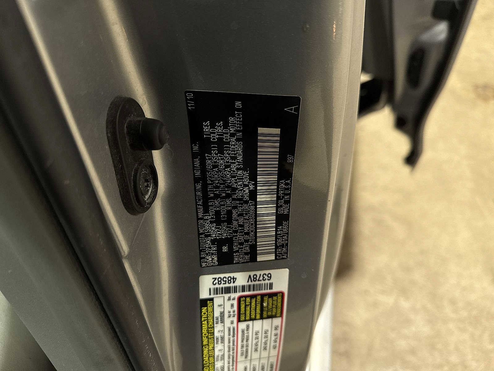 Used 2011 Toyota Sienna XLE image 13