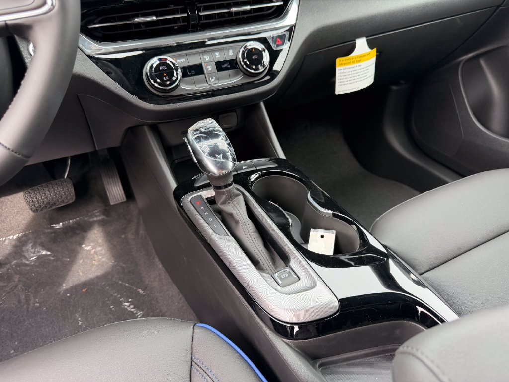 New 2026 Buick Envista Sport Touring FWD image 23