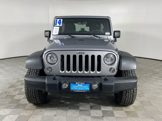 Used 2014 Jeep Wrangler Unlimited Sport w/ Mopar Black Appearance Group image 26