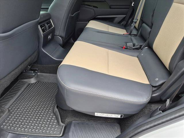 Used 2025 Lexus GX 550 AWD/4WD image 19