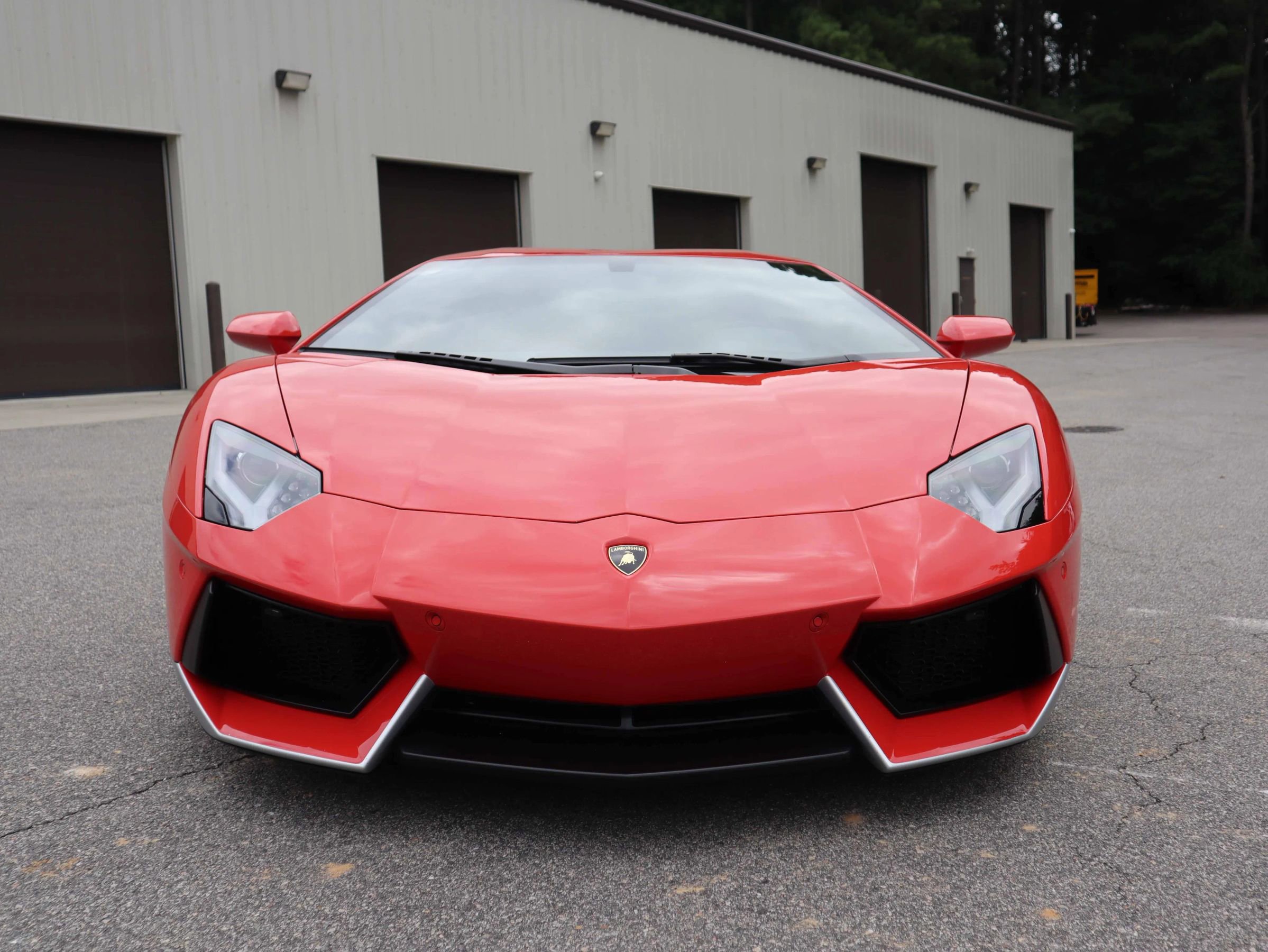 Used 2017 Lamborghini Aventador LP 700-4 image 21