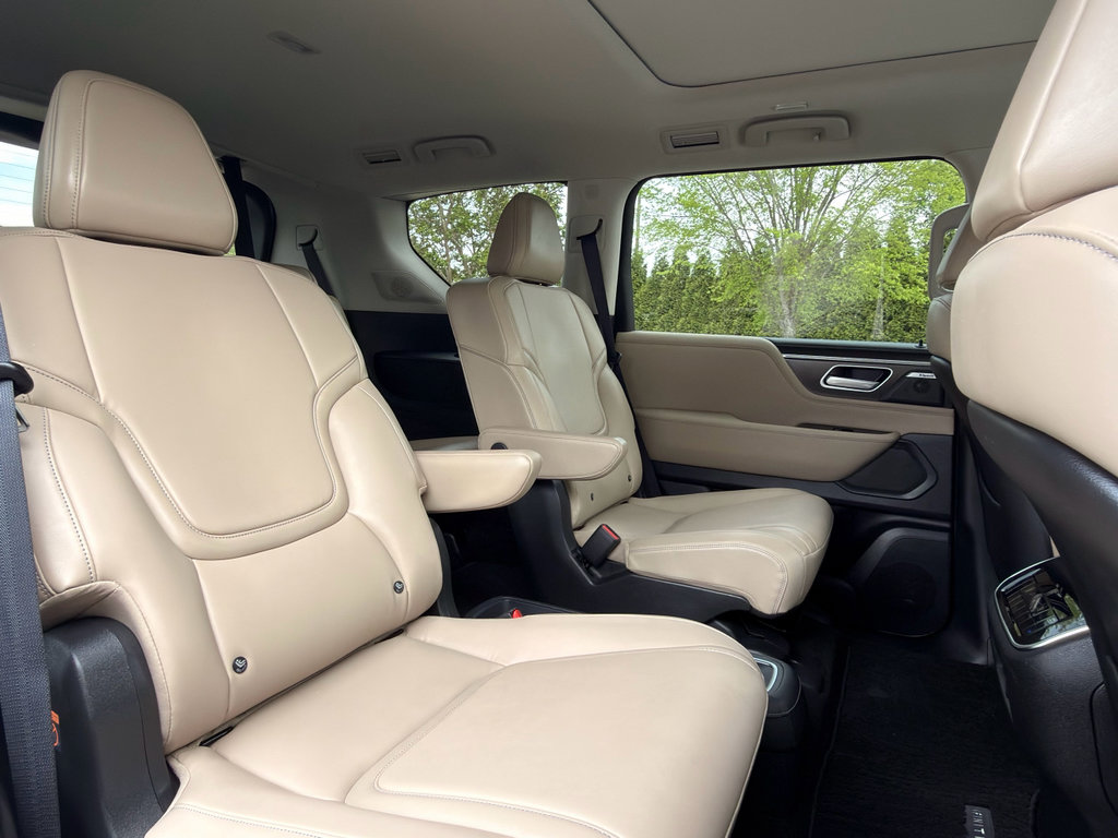 Used 2025 INFINITI QX80 Pure image 19