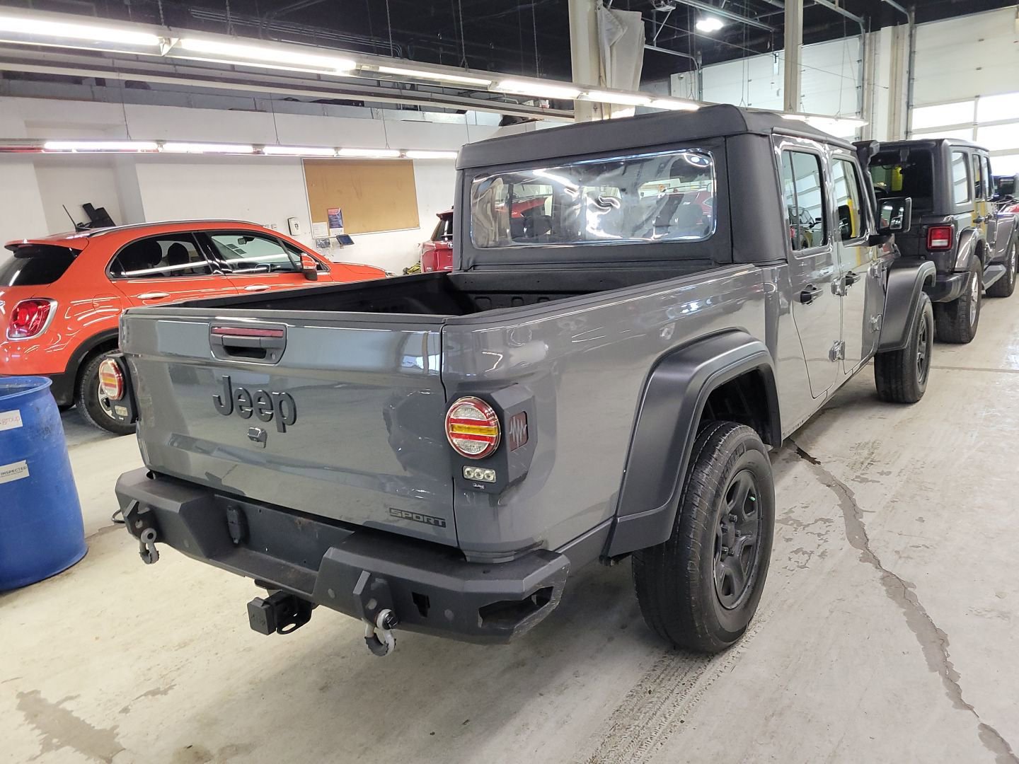 Used 2021 Jeep Gladiator Sport image 6