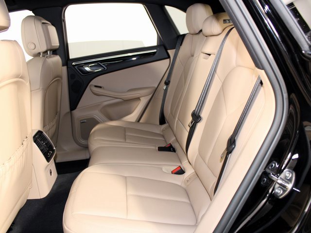 New 2025 Porsche Macan image 22
