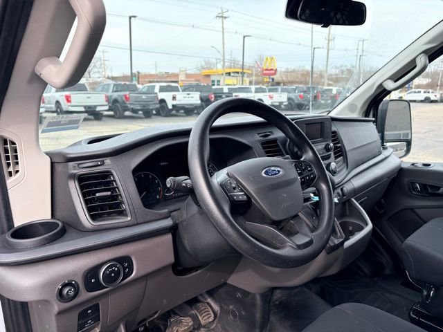 Used 2024 Ford Transit 250 Low Roof AWD w/ Exterior Upgrade Package image 17