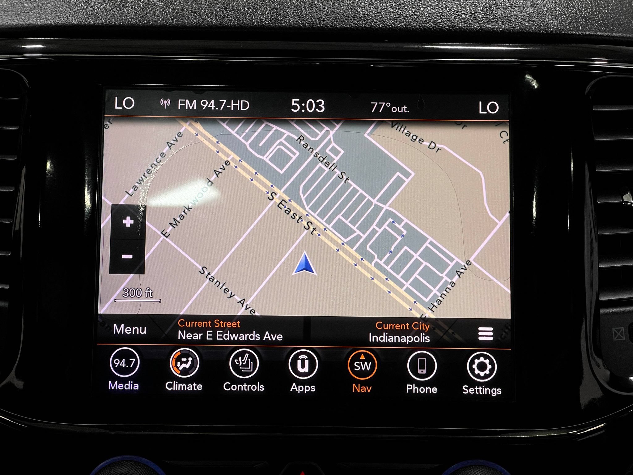 Used 2020 Jeep Grand Cherokee High Altitude AWD/4WD image 10
