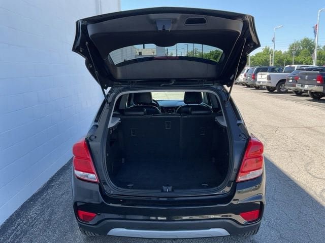 Used 2019 Chevrolet Trax LT w/ LT Convenience Package FWD image 10