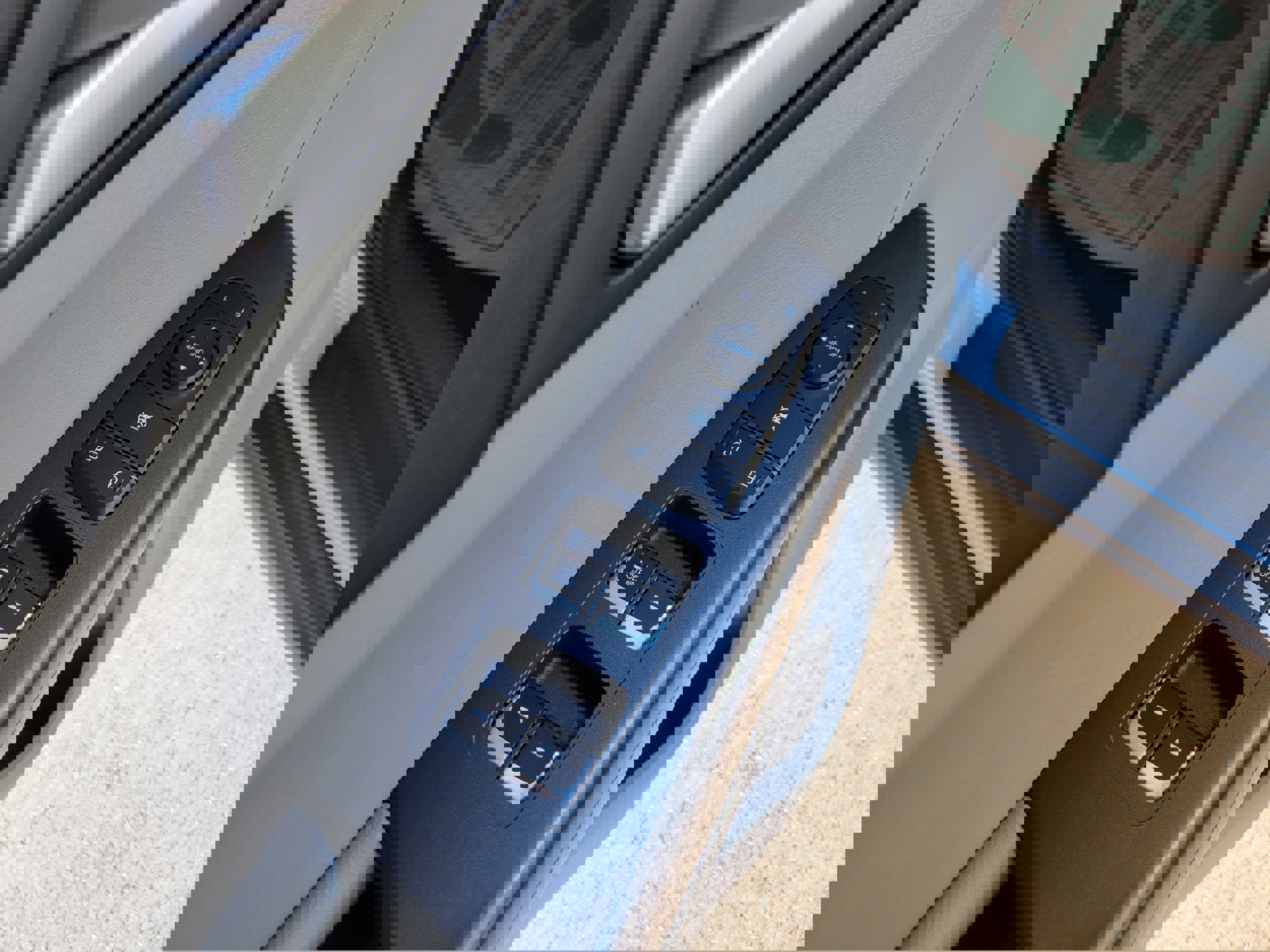 Used 2022 Kia Sportage LX image 23