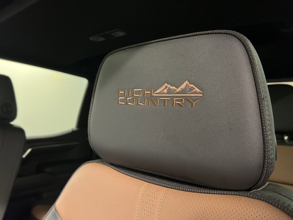 Used 2024 Chevrolet Silverado 1500 High Country w/ High Country Premium Package image 27