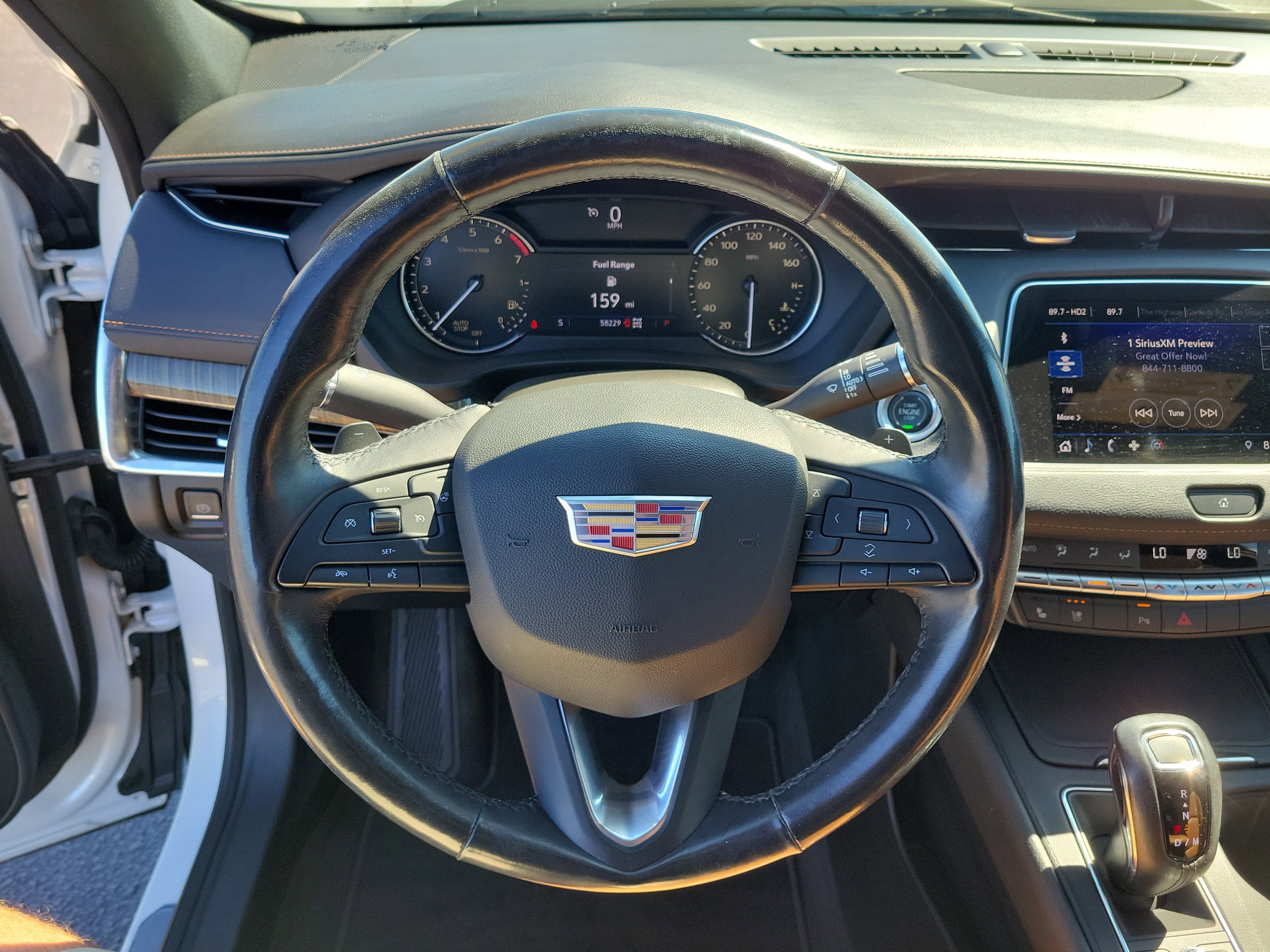 Used 2019 Cadillac XT4 Premium Luxury image 25