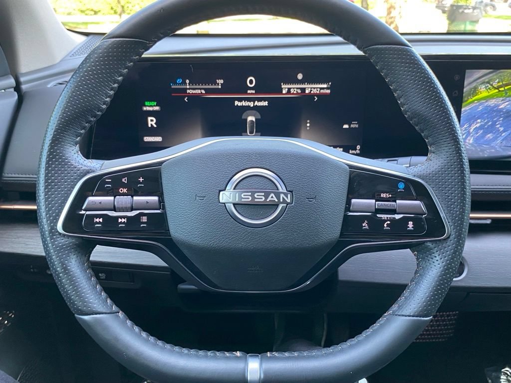 Used 2023 Nissan Ariya FWD image 20