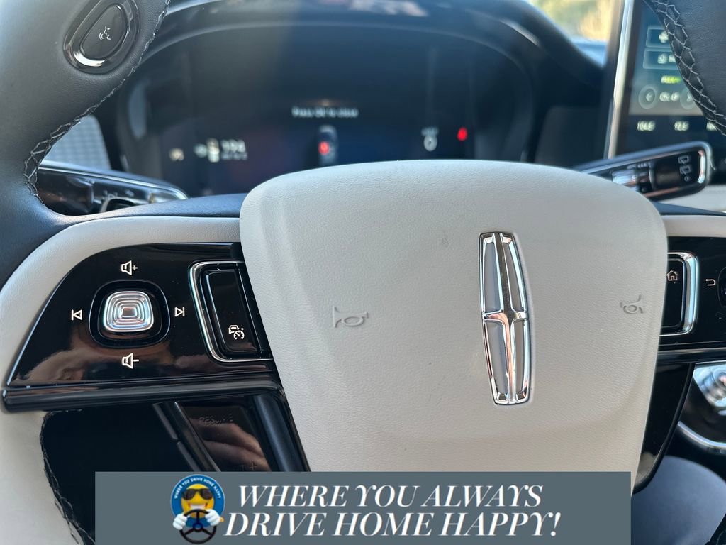 New 2026 Lincoln Corsair Premiere image 14