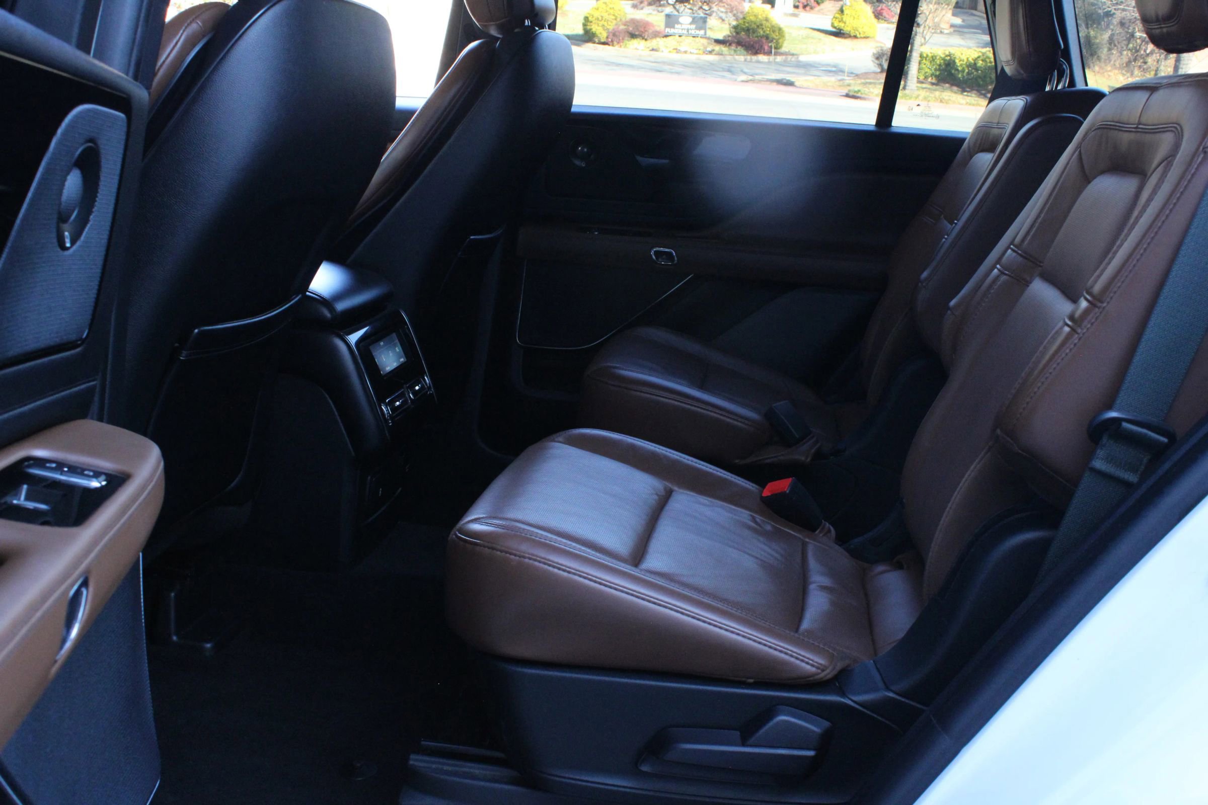 Used 2020 Lincoln Aviator Reserve w/ Equipment Group 201A image 42