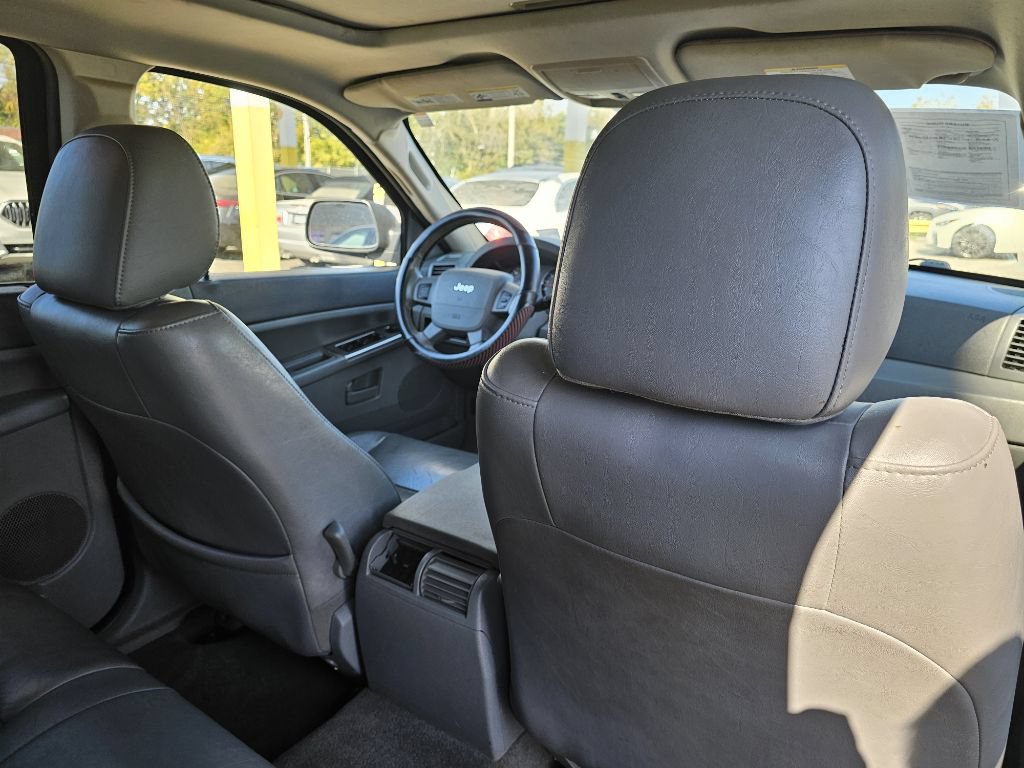 Used 2006 Jeep Grand Cherokee Laredo AWD/4WD image 26