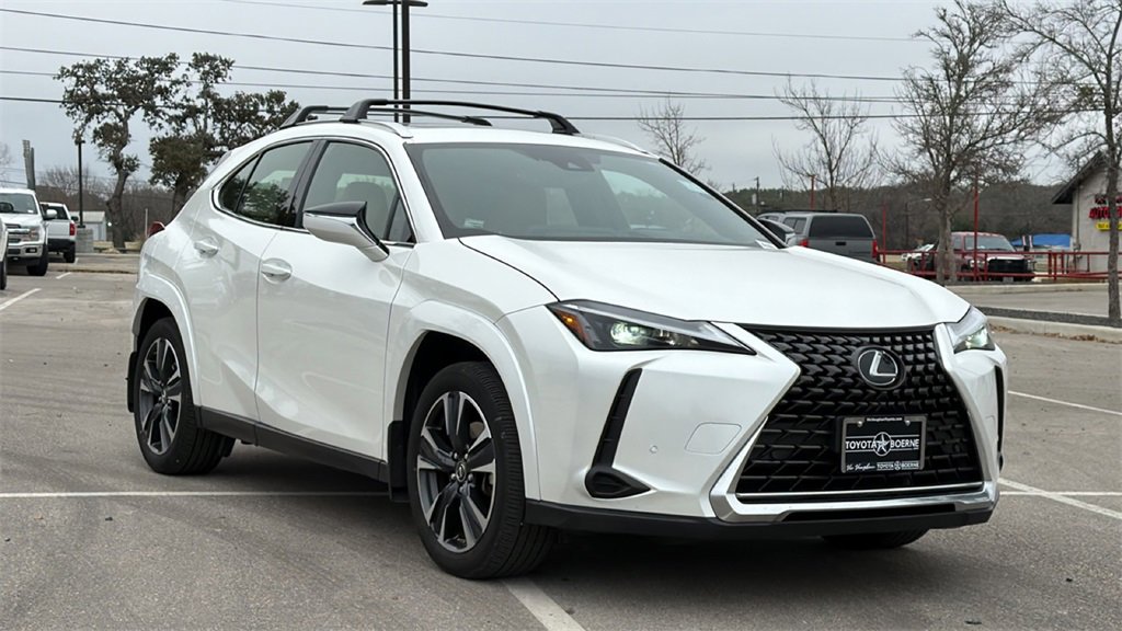 Used 2024 Lexus UX 250h AWD w/ Premium Package image 9