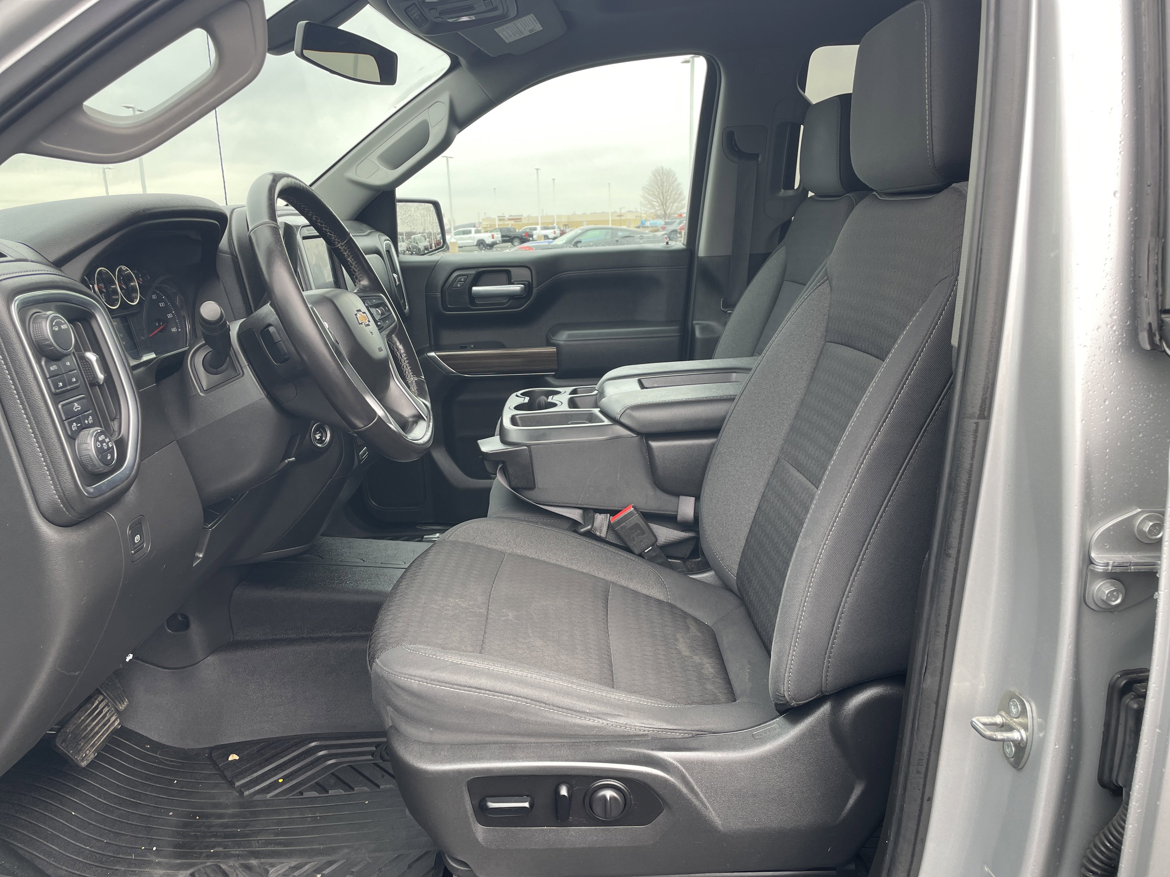 Used 2020 Chevrolet Silverado 1500 LT w/ All-Star Edition image 16