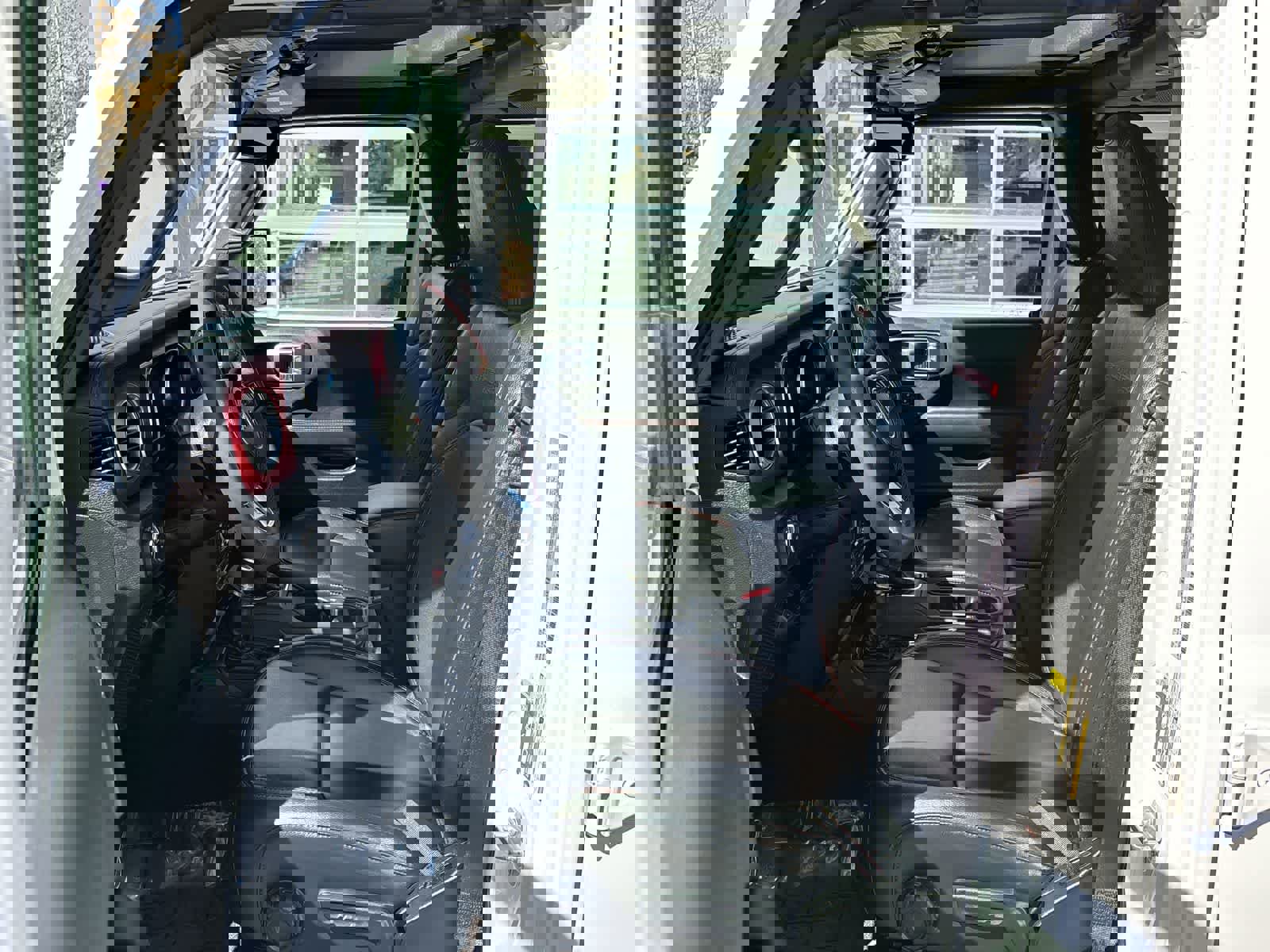 Used 2023 Jeep Wrangler Unlimited Rubicon w/ Cold Weather Group image 12