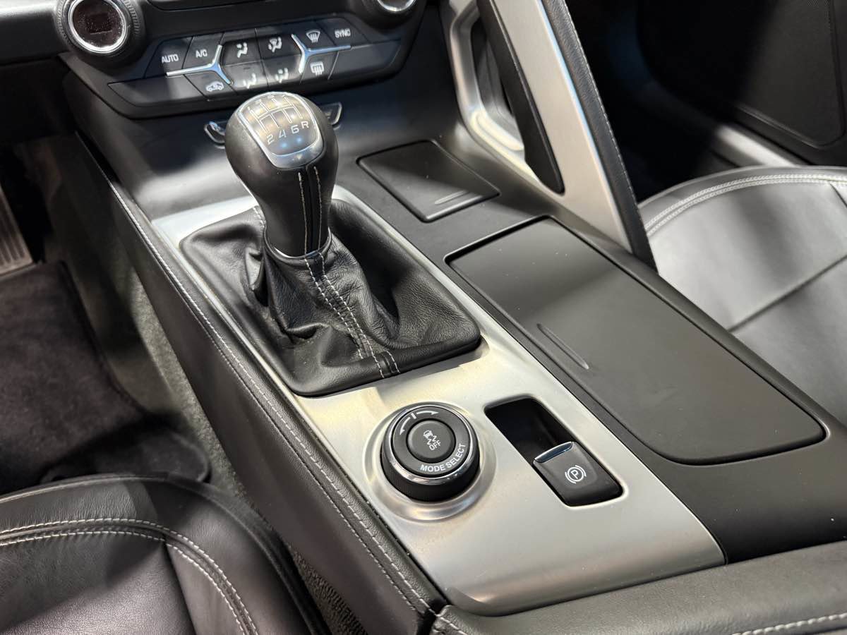 Used 2014 Chevrolet Corvette Stingray Coupe w/ Battery Protection Package image 13