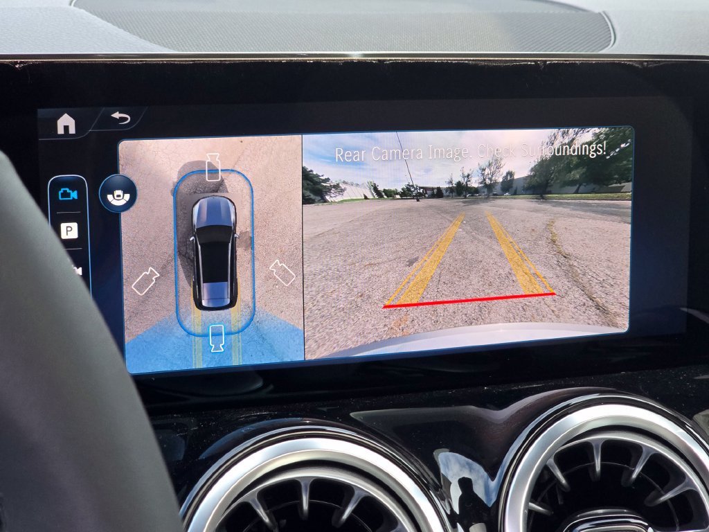 New 2026 Mercedes-Benz GLB 250 4MATIC image 31