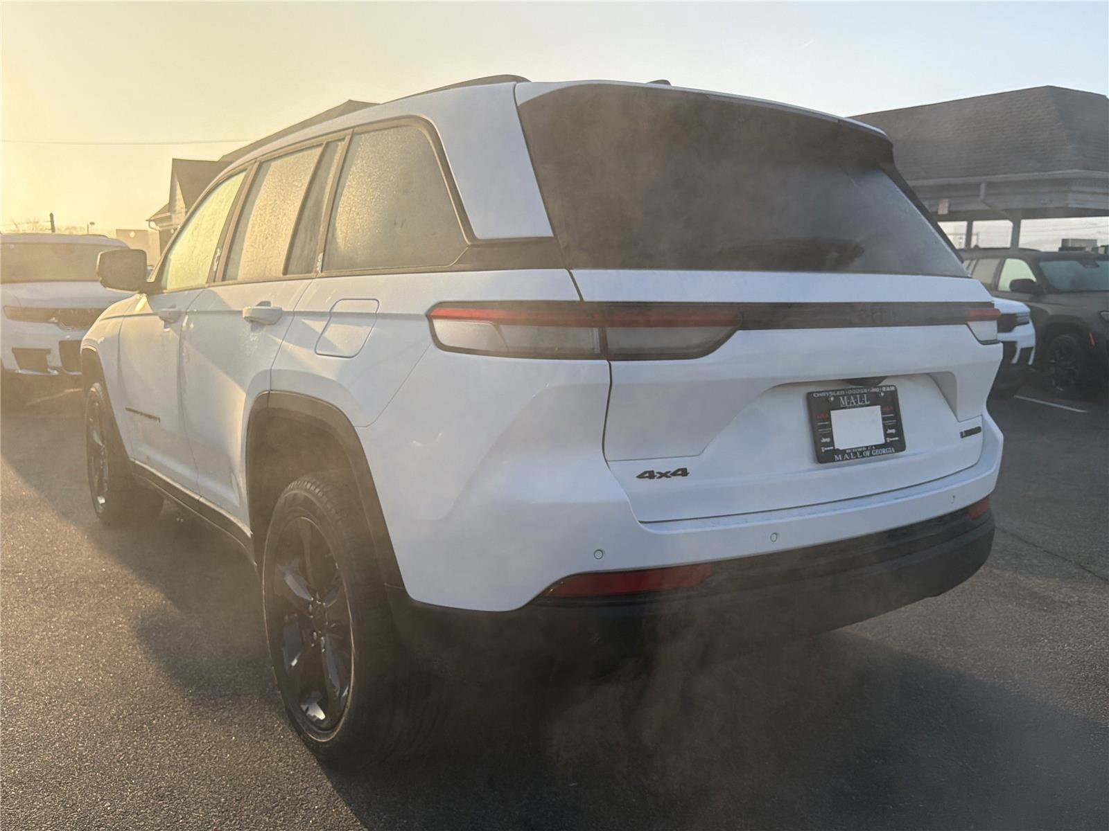 New 2025 Jeep Grand Cherokee Limited w/ Black Appearance Package image 8