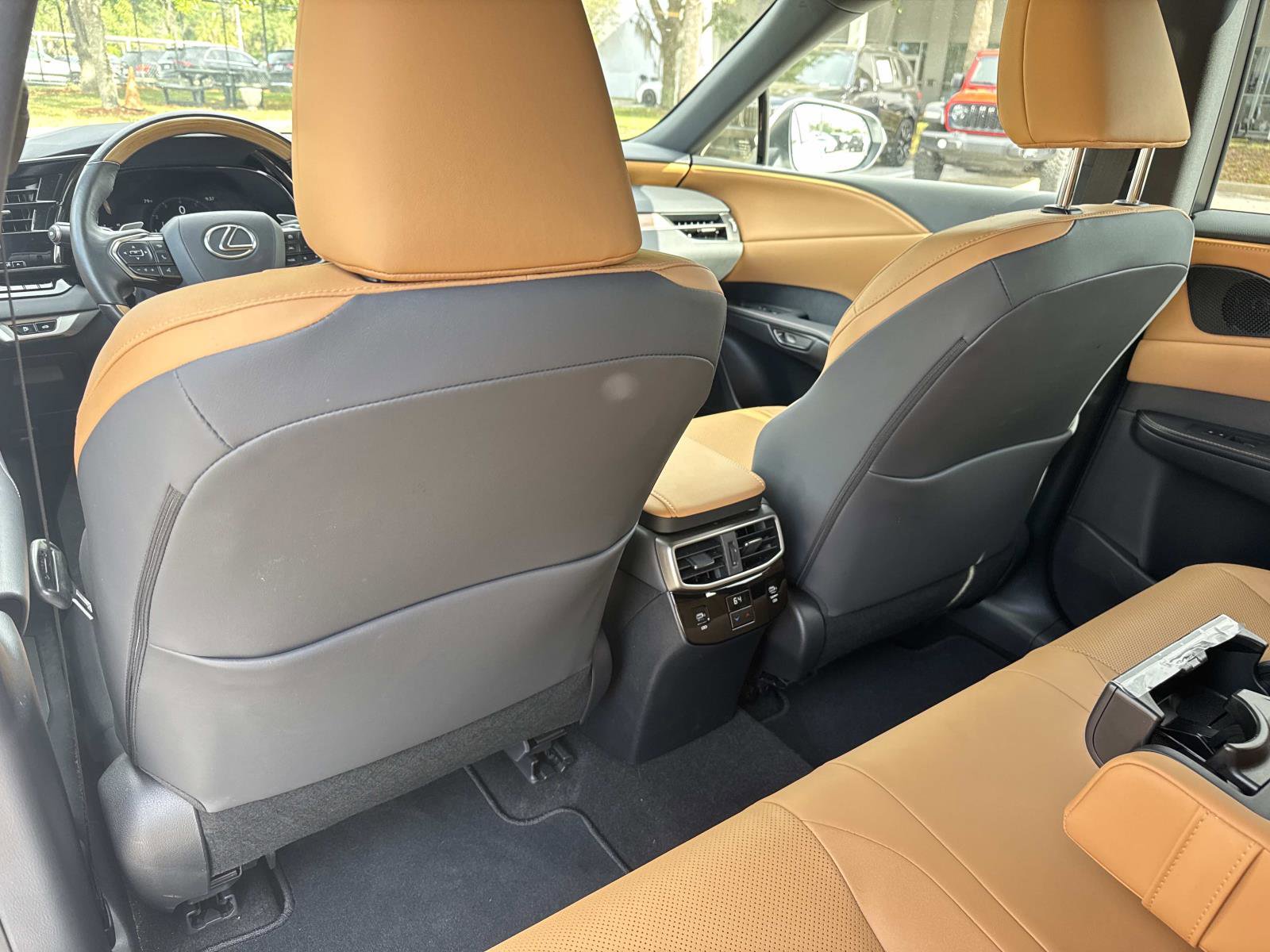 Used 2025 Lexus RX 350 Premium w/ Accessory Package (Z1) image 13