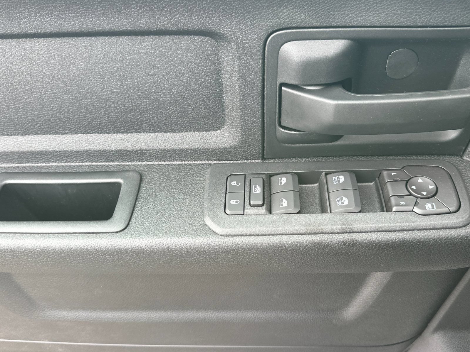 New 2026 RAM 3500 Tradesman AWD/4WD image 11
