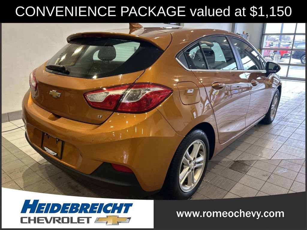 Used 2017 Chevrolet Cruze LT w/ Convenience Package image 3