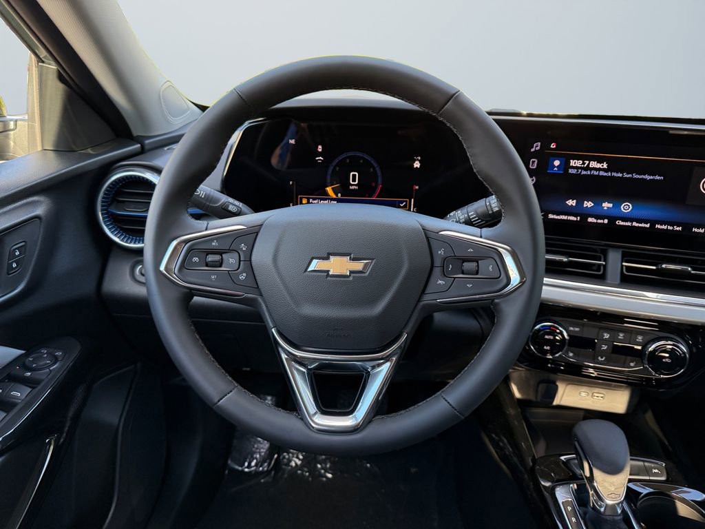 New 2026 Chevrolet Trax LT w/ Sunroof Package image 12
