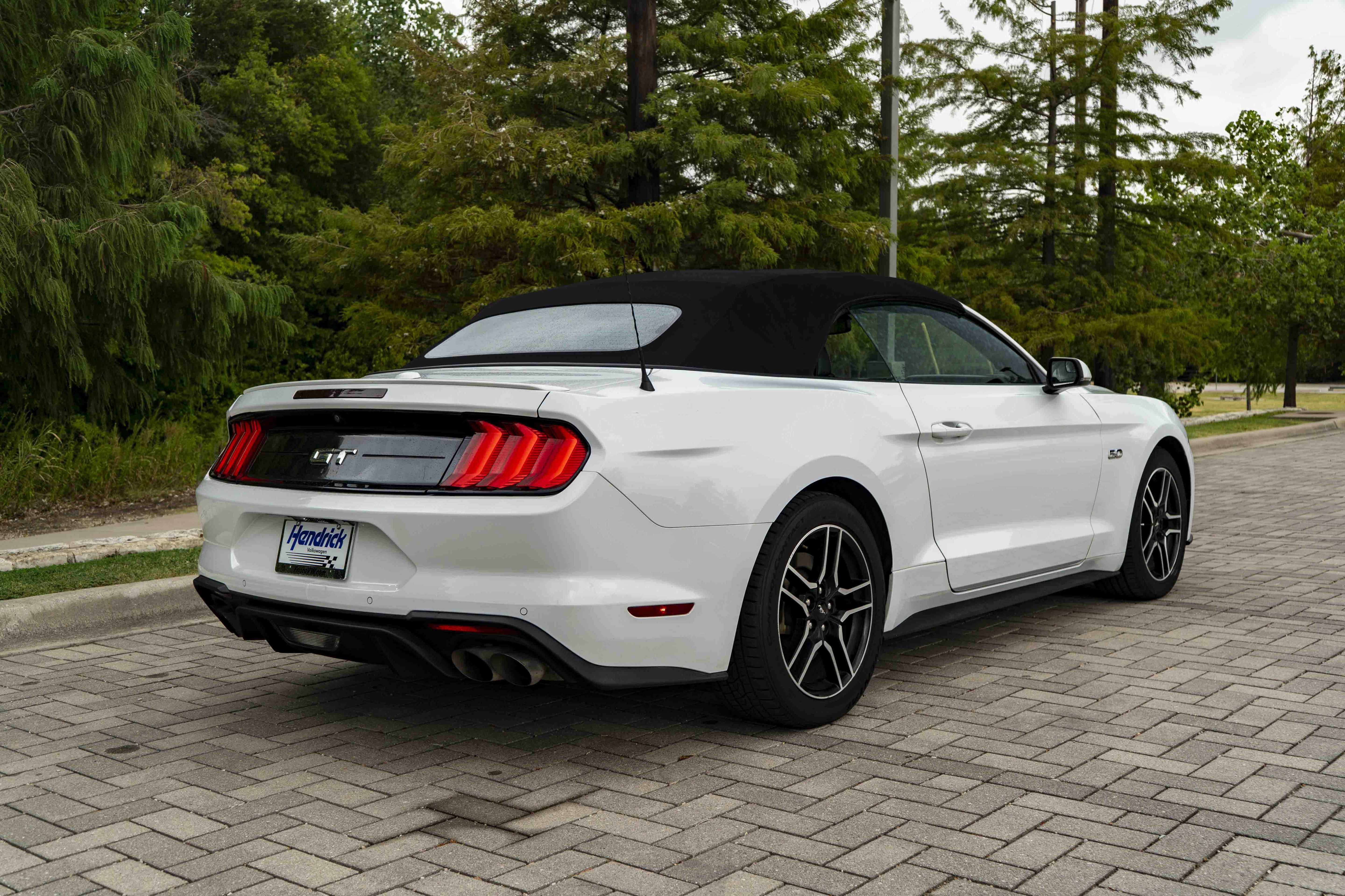 Used 2019 Ford Mustang GT Premium RWD image 9