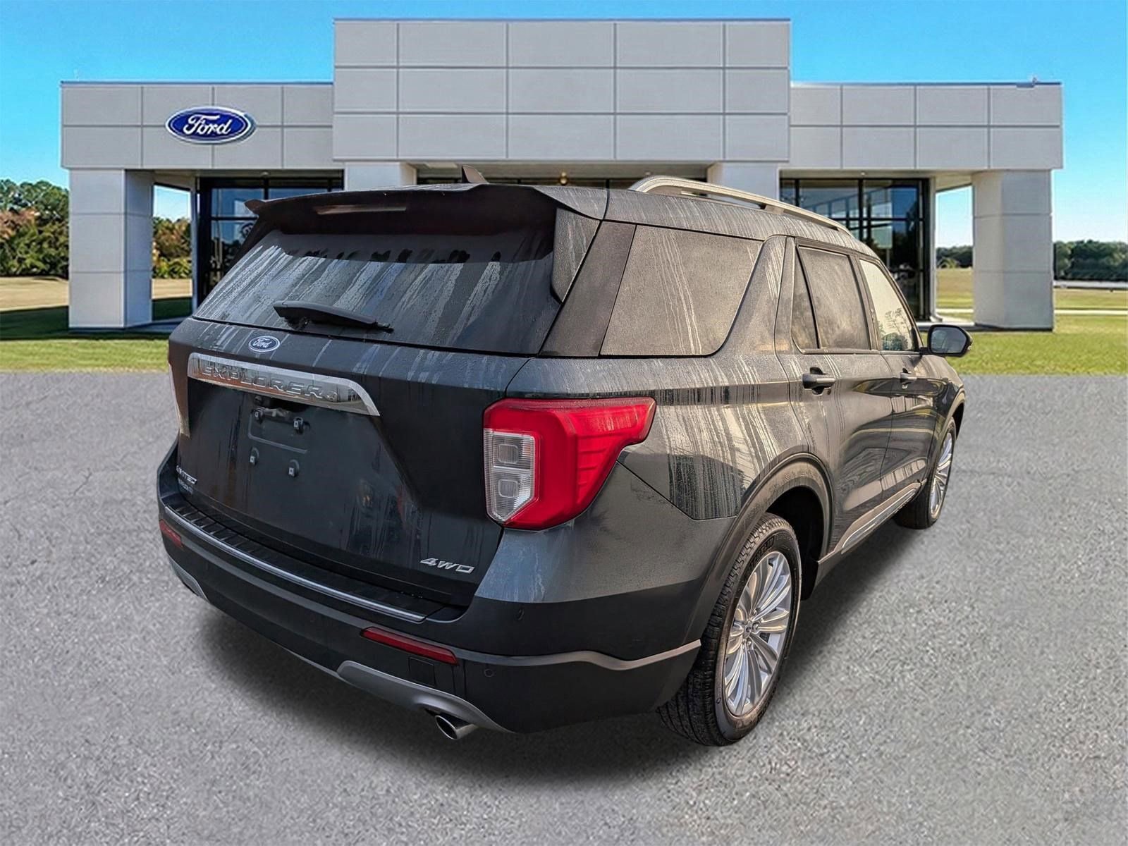 Certified 2023 Ford Explorer Limited w/ Limited Technology Package image 4