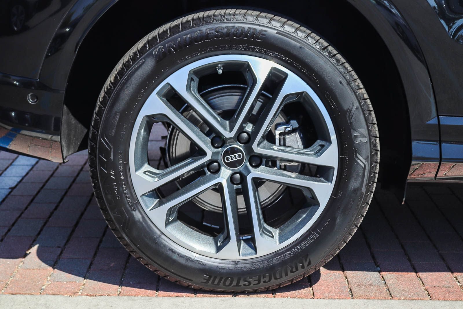 Used 2025 Audi Q5 Premium Plus AWD/4WD image 9
