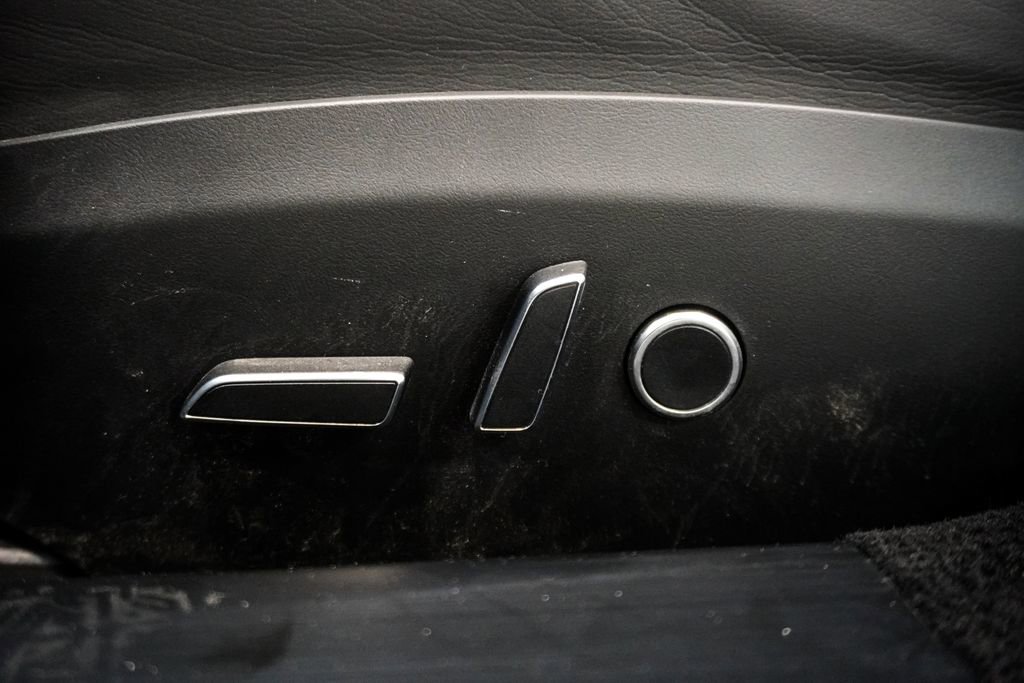 Used 2021 Tesla Model S Plaid AWD/4WD image 7