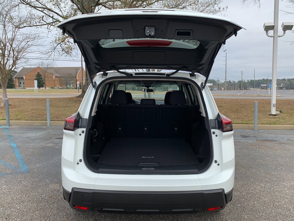 New 2026 Nissan Rogue S image 5