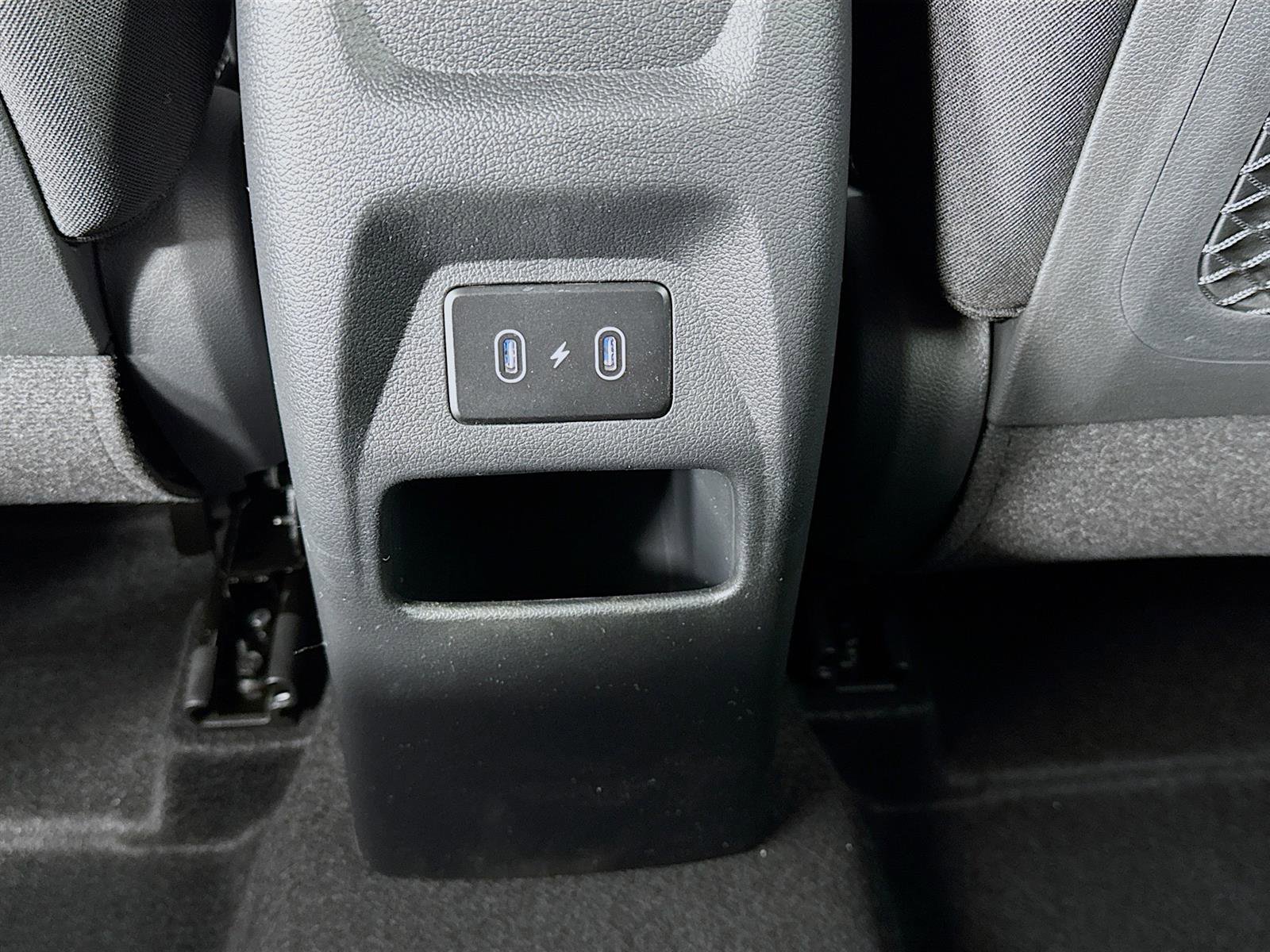 New 2025 Hyundai Venue SEL image 23