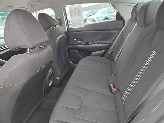 Certified 2024 Hyundai Elantra SEL image 25