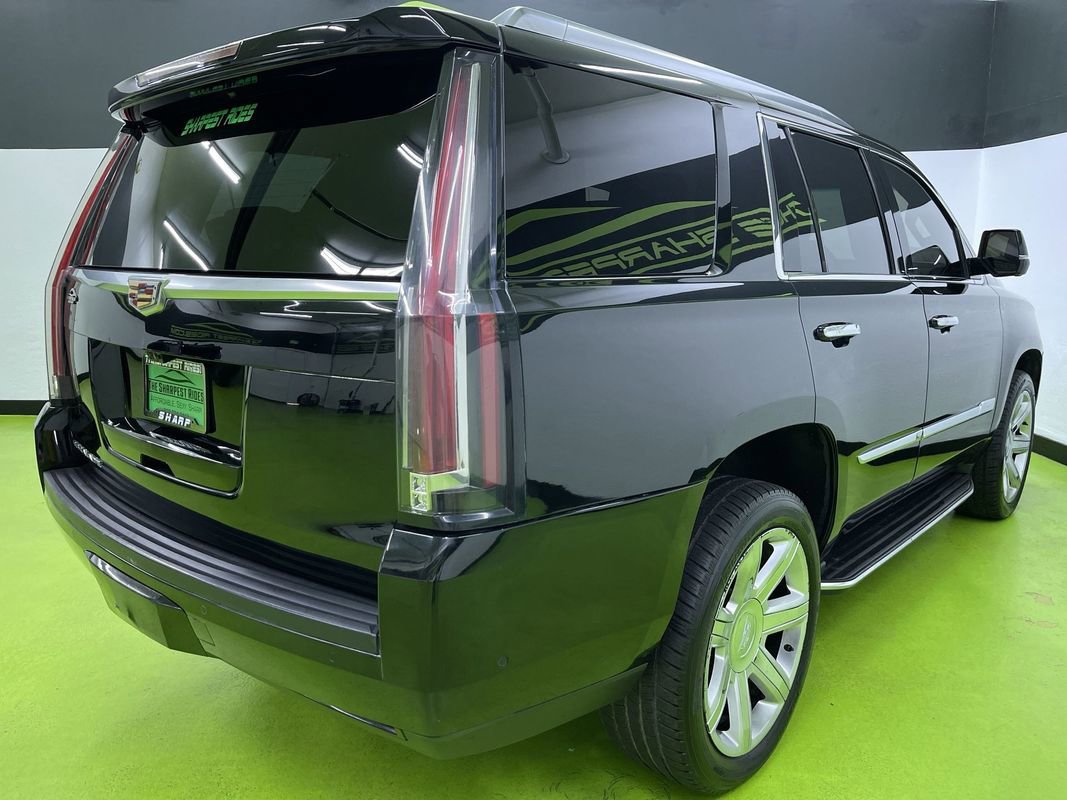 Used 2017 Cadillac Escalade Luxury image 10